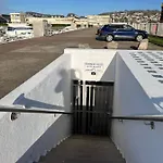 Madi Au Fil De L\'Eau A Deauville